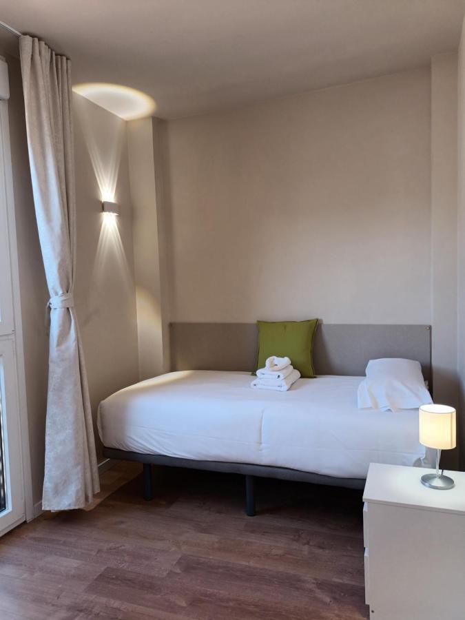 La Casona Del Eboni Apartment อัลกาลาเดเอนาเรส ภายนอก รูปภาพ