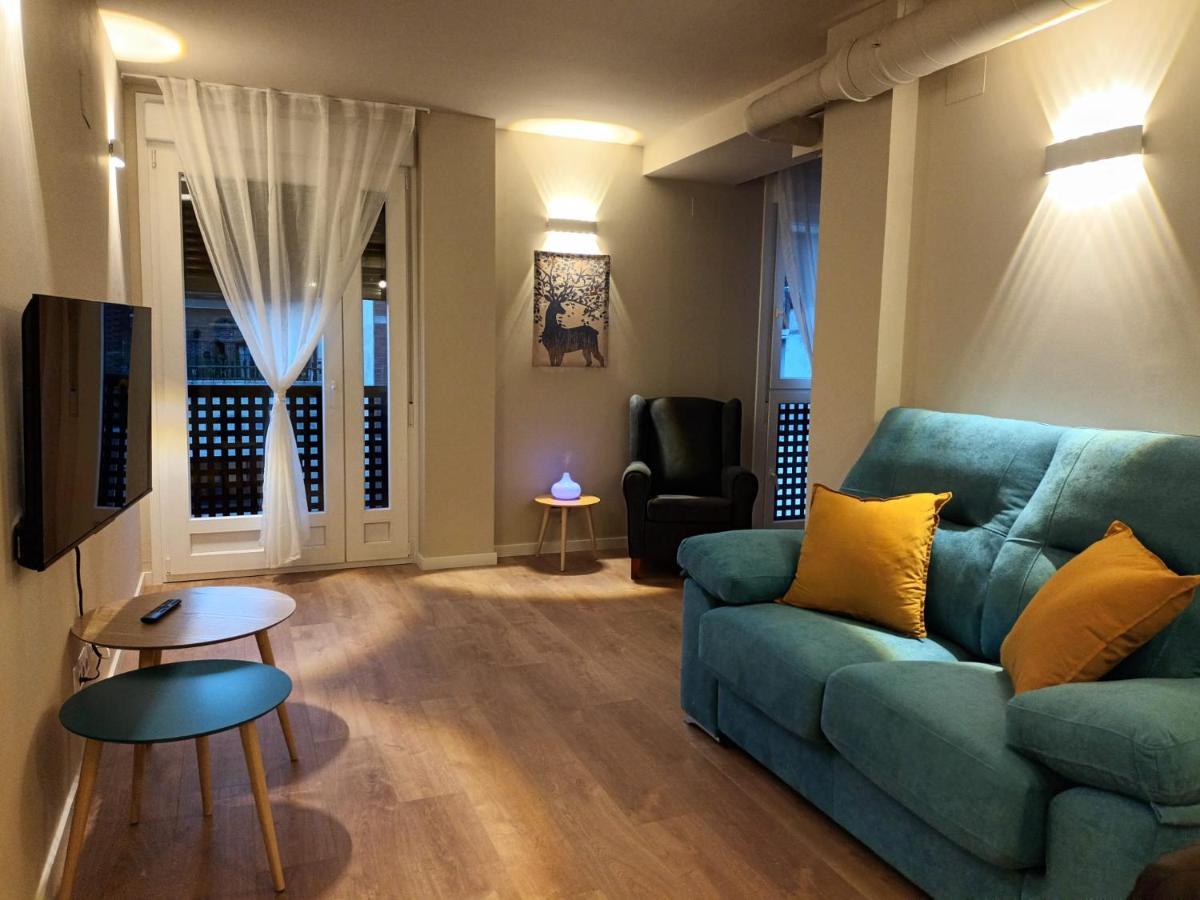 La Casona Del Eboni Apartment อัลกาลาเดเอนาเรส ภายนอก รูปภาพ