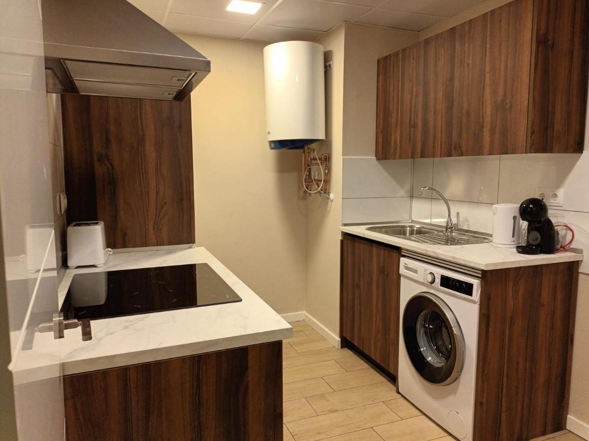 La Casona Del Eboni Apartment อัลกาลาเดเอนาเรส ภายนอก รูปภาพ