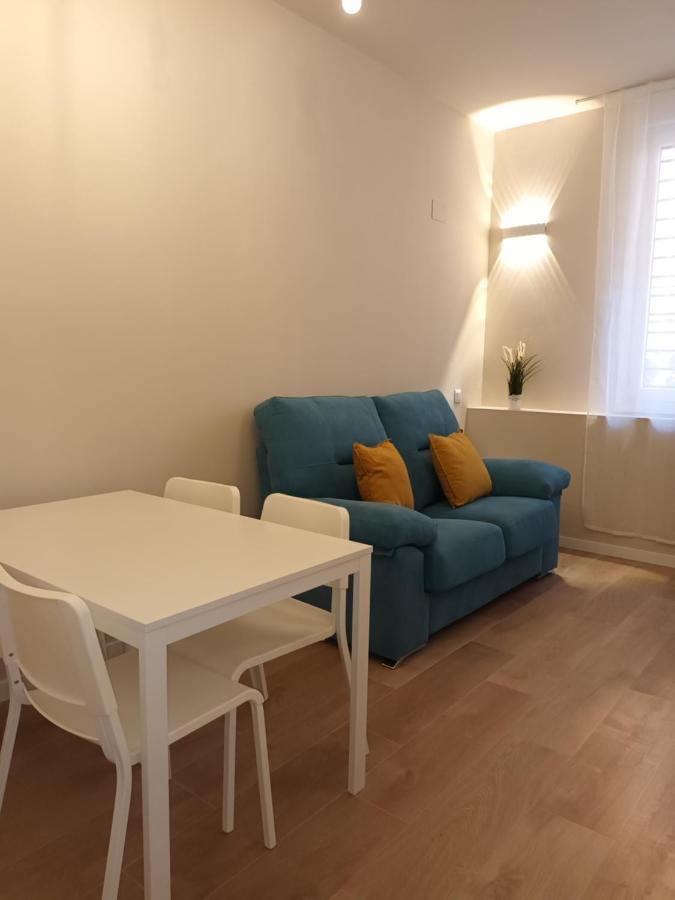 La Casona Del Eboni Apartment อัลกาลาเดเอนาเรส ภายนอก รูปภาพ
