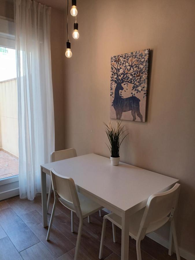La Casona Del Eboni Apartment อัลกาลาเดเอนาเรส ภายนอก รูปภาพ