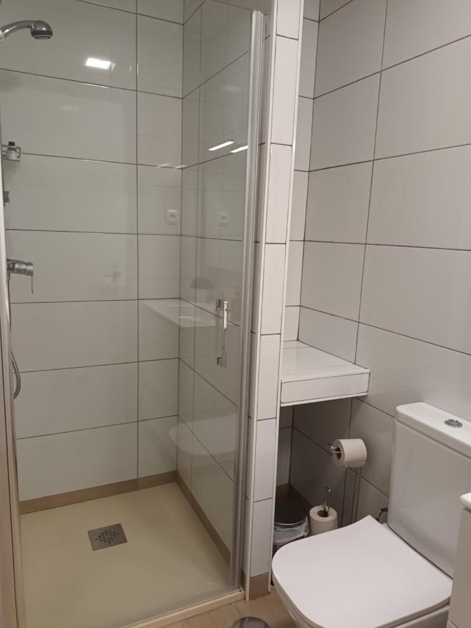 La Casona Del Eboni Apartment อัลกาลาเดเอนาเรส ภายนอก รูปภาพ