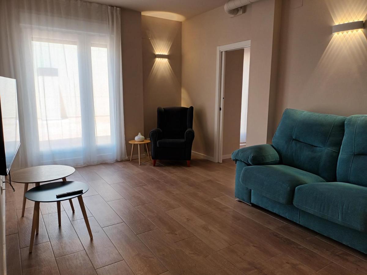 La Casona Del Eboni Apartment อัลกาลาเดเอนาเรส ภายนอก รูปภาพ